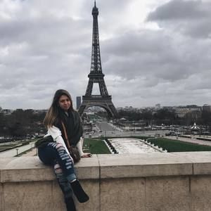 Meet your Posher, Julia